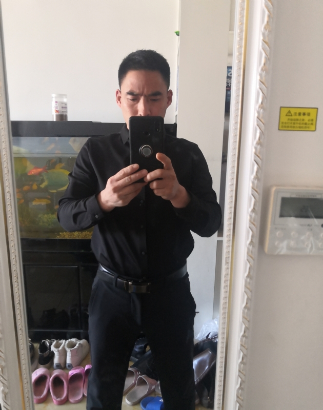 小猫咪的第一张照片--衡水闪婚服务中心